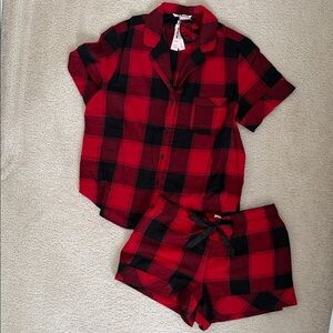 Victoria's Secret Red and Black Plaid Pajama Set (+ Matching Hair Scrunchie)